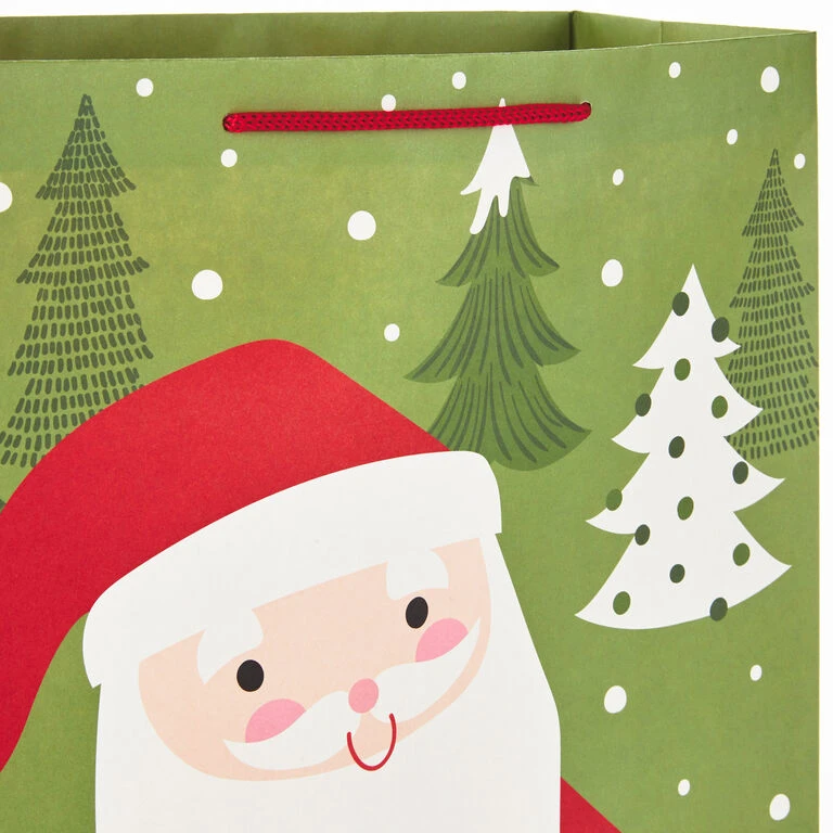 Hallmark Assorted Sizes And Designs 18-Pack Christmas Gift Bags - Image 4