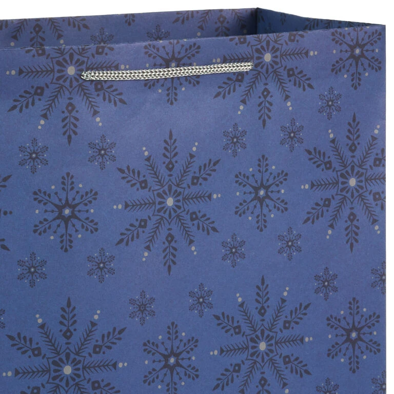 Hallmark Bulk Blue And Gray 18-Pack Holiday Gift Bags, Assorted Sizes And Designs - Image 4