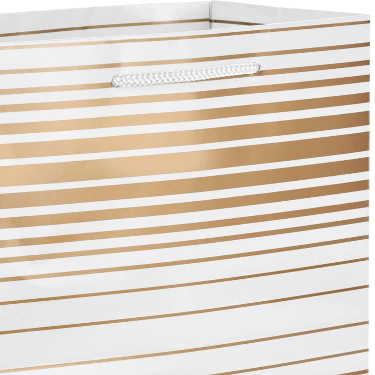 Hallmark Elegant Gold Assorted Sizes 6-Pack Gift Bags - Image 3